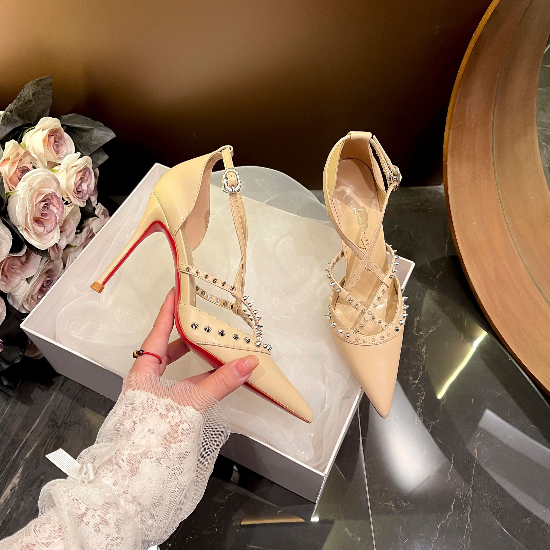 Retro Woman Shoes Sandals Stil - Sandals review and price